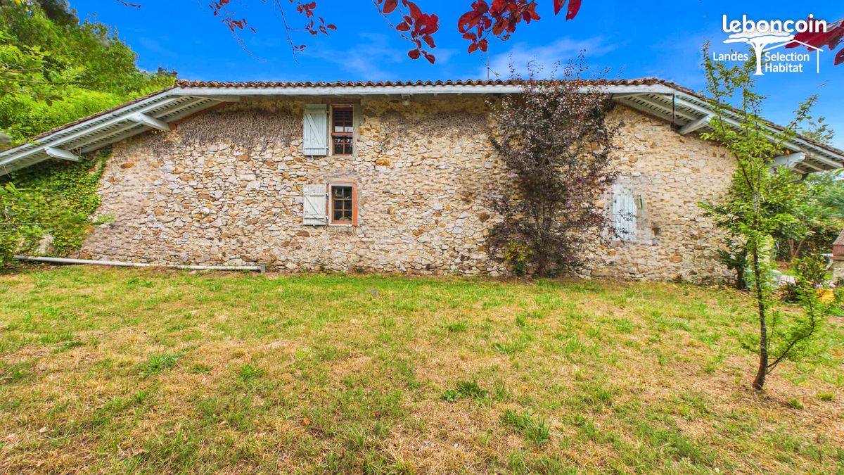 Maison 7 pièces 200 m² · à Cassen · 200 m² · 206 000 €