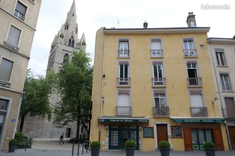 Appartement 1 pièce 11 m²