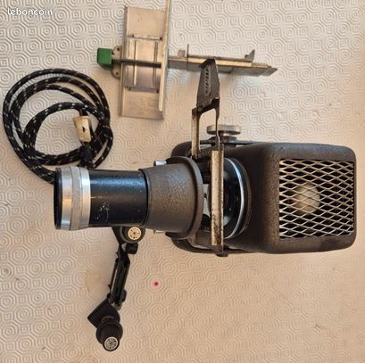 Projecteur visionneuse de diapos aldis type 300 série F vintage