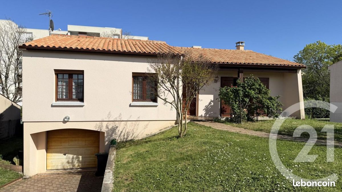 Maison 4 pièces 89 m² · à Saintes · 89 m² · 215 000 €