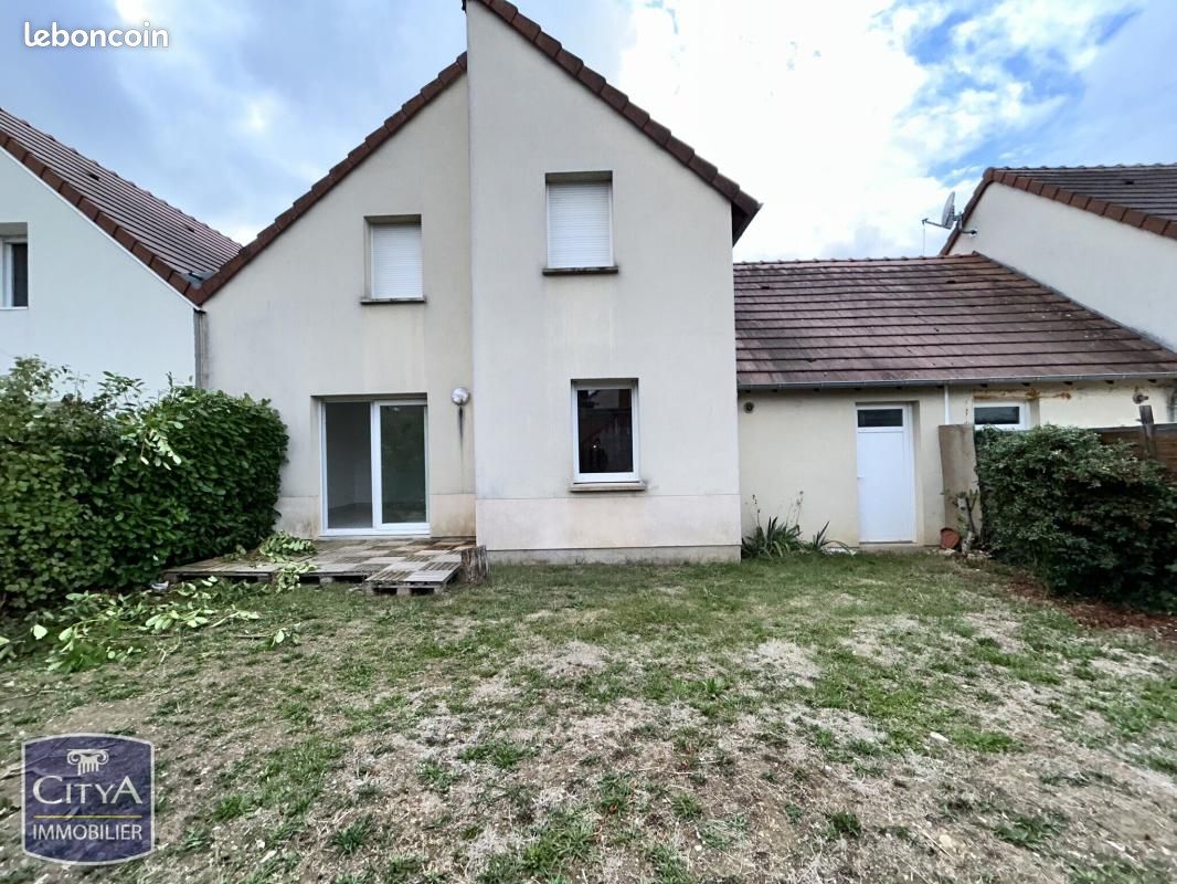 Maison 4 pièces 80 m² · à Vierzon · 80 m² · 99 000 €