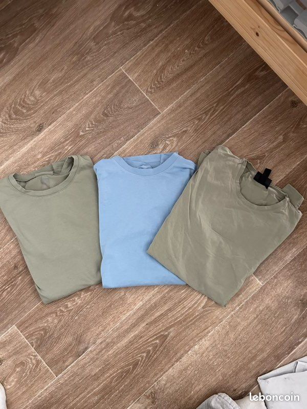 T-shirt (image 1)