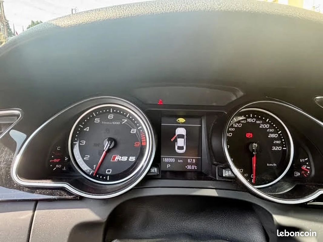 Audi RS5 V8 4.2 FSi 450 CV Quattro S Tronic 7 + Toit Ouvrant + Audio Bang & Olufsen (image 17)