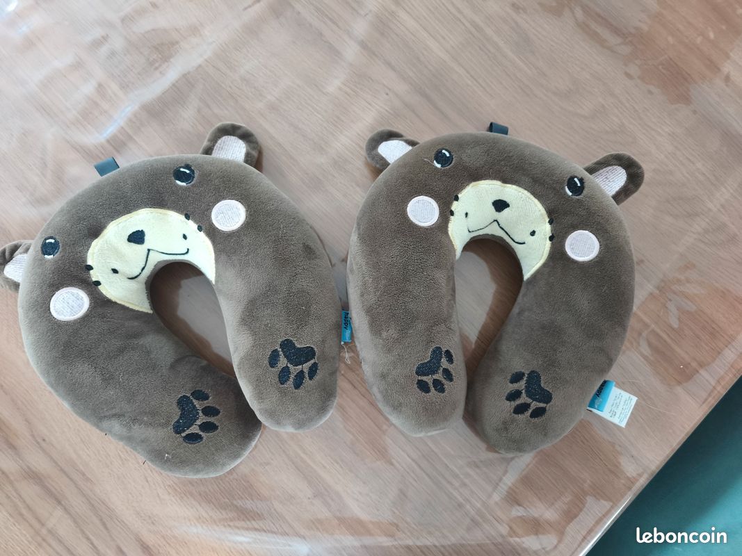 Lot de 2 Oreillers de Voyage en Peluche pour Enfants - Design d'Ours Mignon (image 1)
