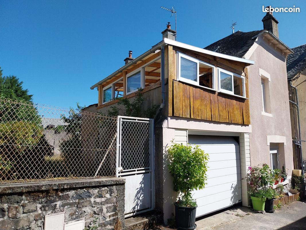 Maison 5 pièces 150 m² · à Argences en Aubrac · 150 m² · 80 000 €