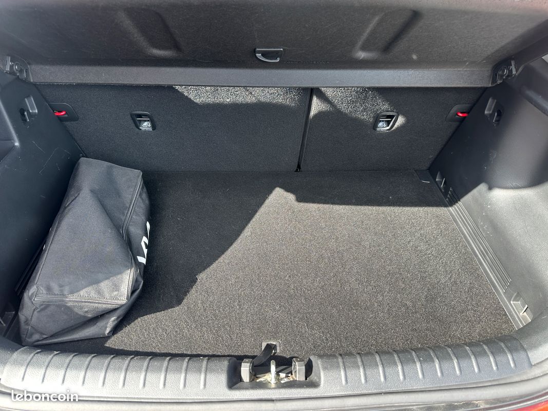 Kia stonic 1.0 t-gdi 120 isg premium 1 ere main avec seulement 27724 kms (image 10)