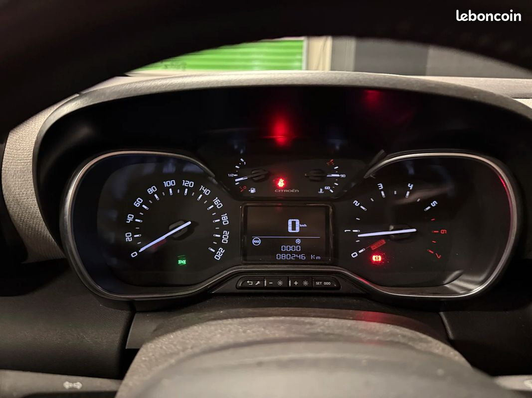 CITROËN C3 AIRCROSS SHiNE TOIT OUVRANT - DISTRI OK (image 24)
