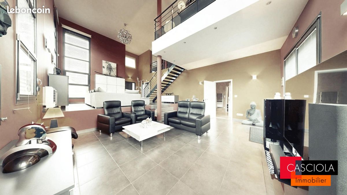 Maison 6 pièces 200 m² · à Marly · 200 m² · 675 000 €