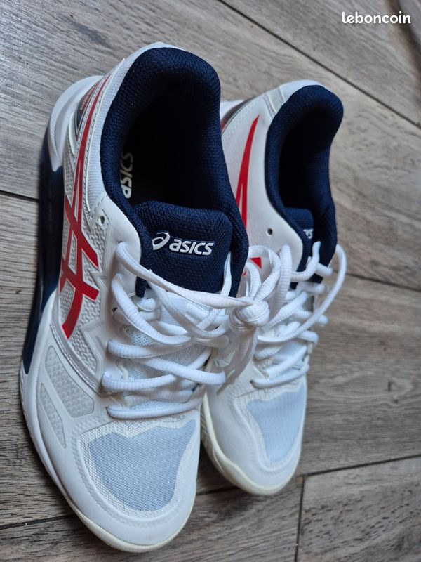 Chaussures Oasis à Semelle Compensée - Taille 41 (UK 8), Couleur Beige, Neuves Sans Boîte