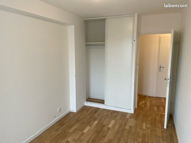 Appartement a louer le plessis-robinson - 3 pièce(s) - 57 m2 - Surfyn