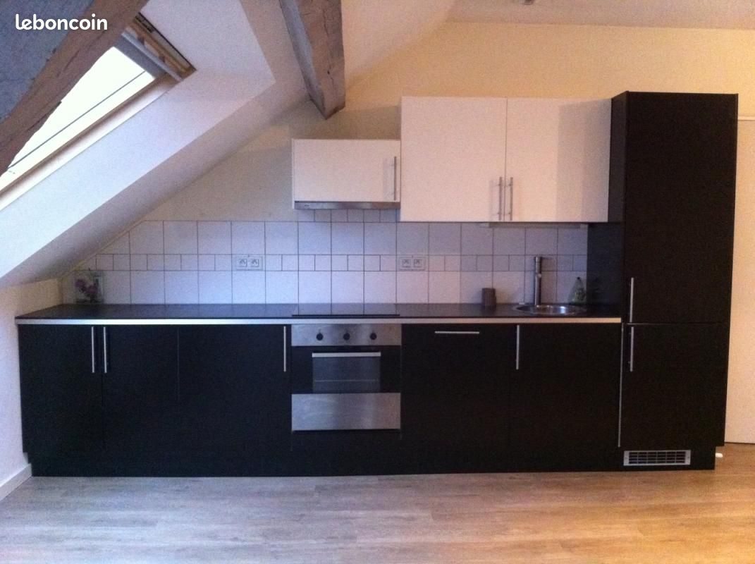 Appartement 4 pièces 82 m² · à Auxerre · 82 m² · 885 €