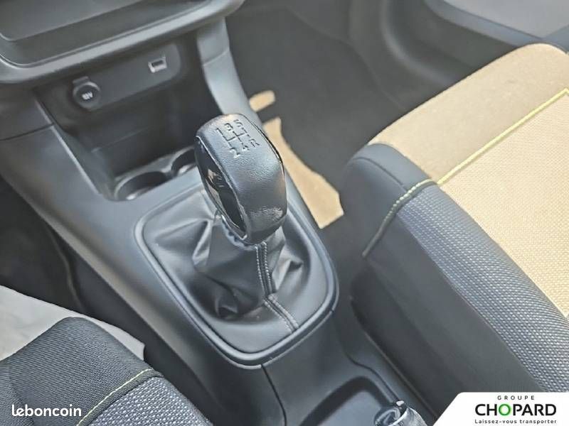 Citroën C3 PureTech 83 S&S BVM5 Feel Business (image 19)