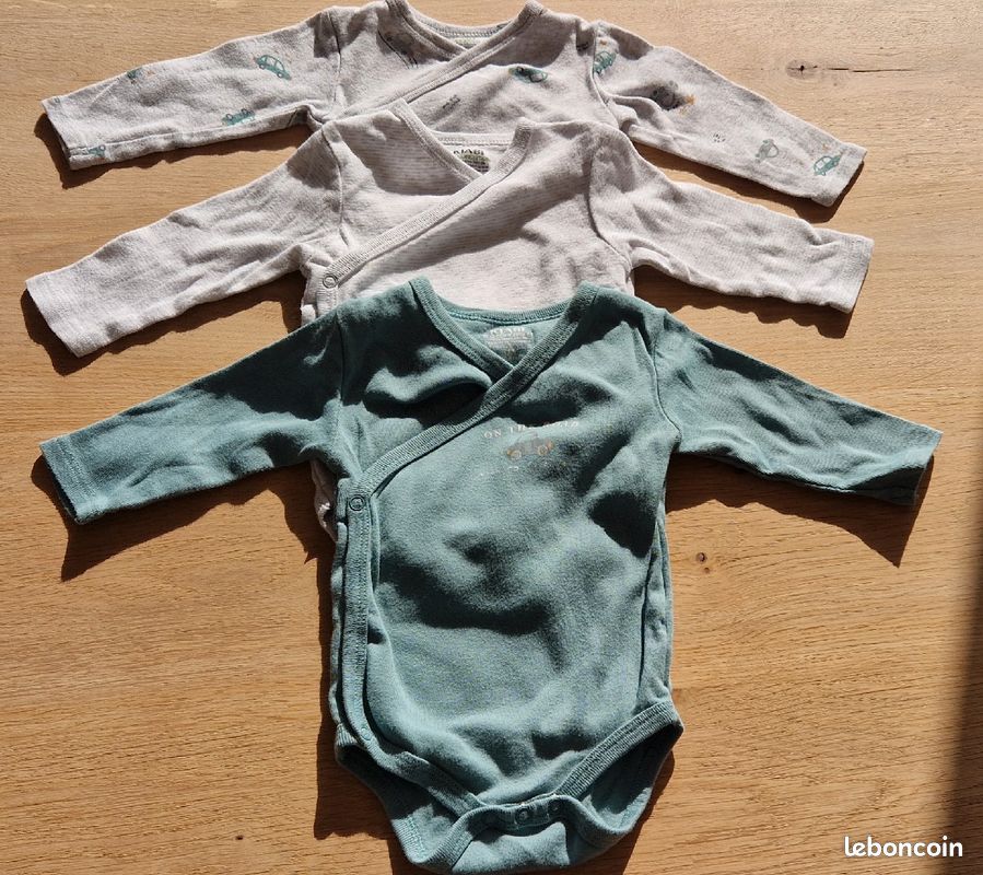 Lot de pyjamas et bodys 3 mois + turubulette (image 3)