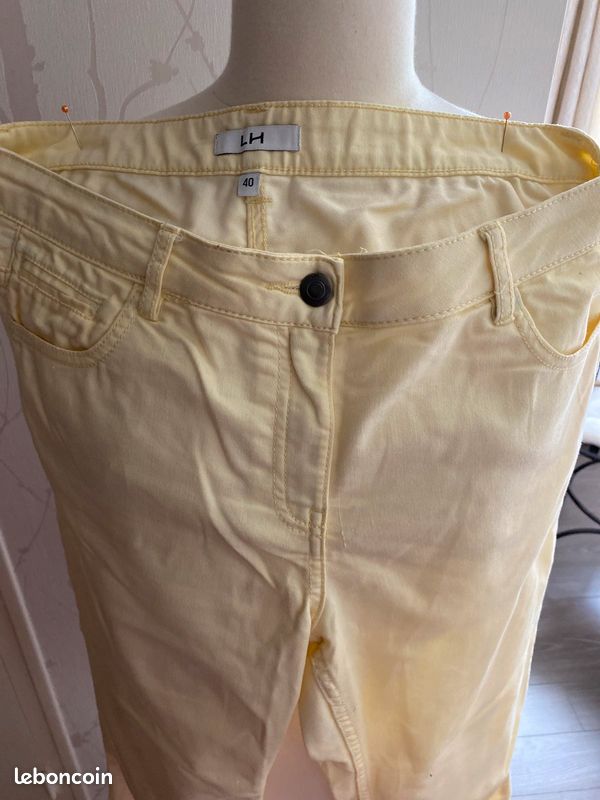 Pantalon 3/4 jaune (image 2)