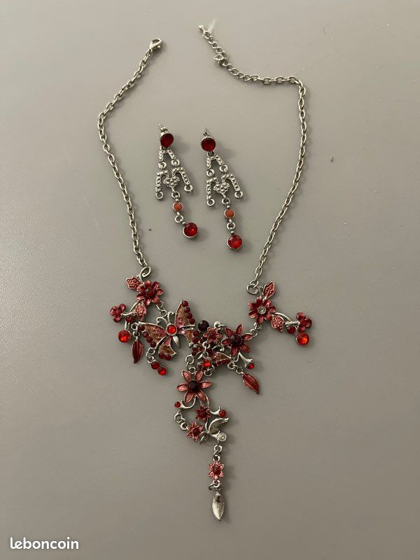 Bijou parure rouge rubis et argentu (image 1)