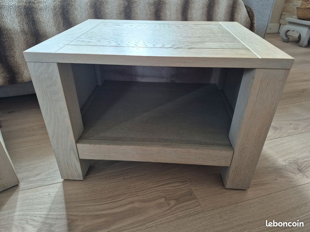 Table de chevet (image 2)