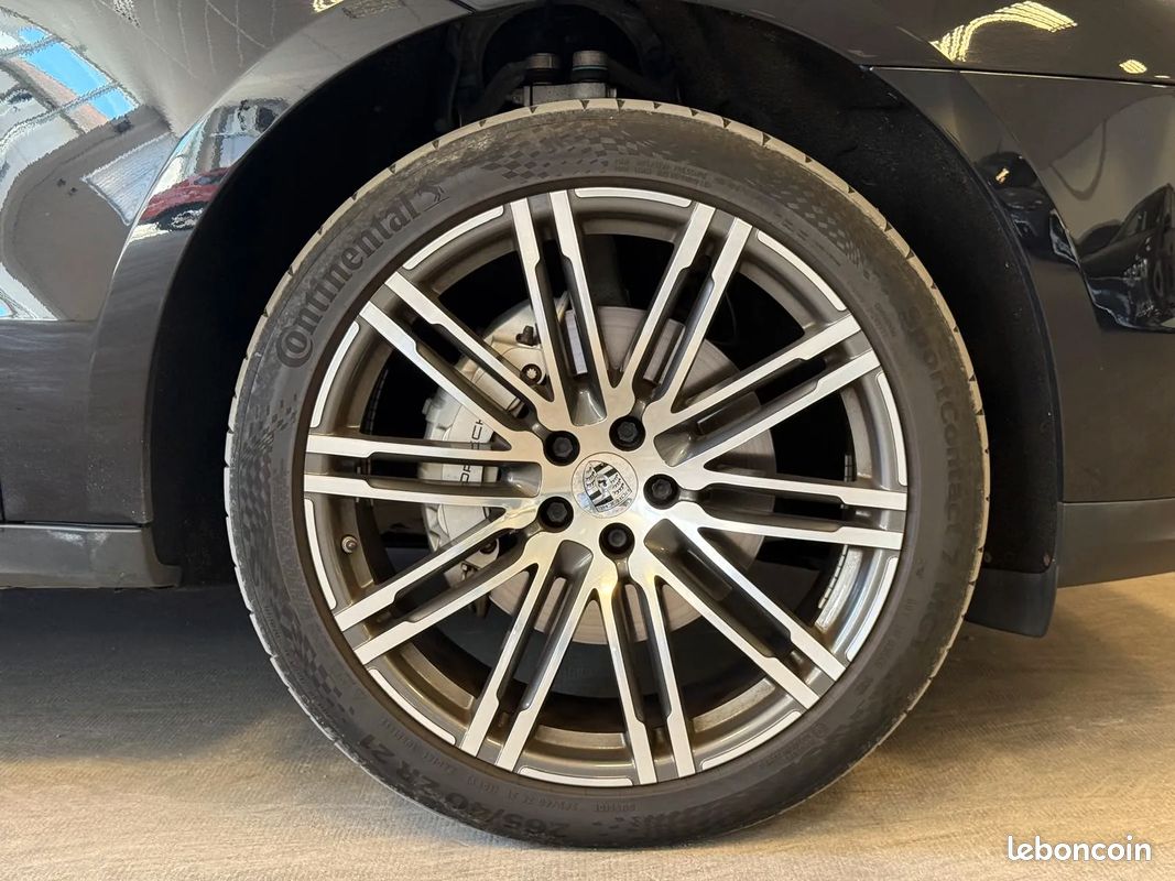 PORSCHE Macan 3.0 D 258ch S Diesel - 2016 - 143 500 km - Suivi complet - Attelage Amovible (image 32)