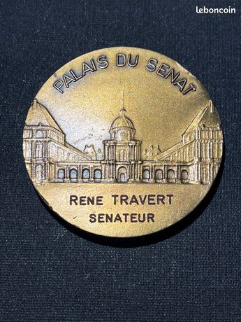 France Médaille en bronze Centre Equestre Offert par le Sénateur Mr