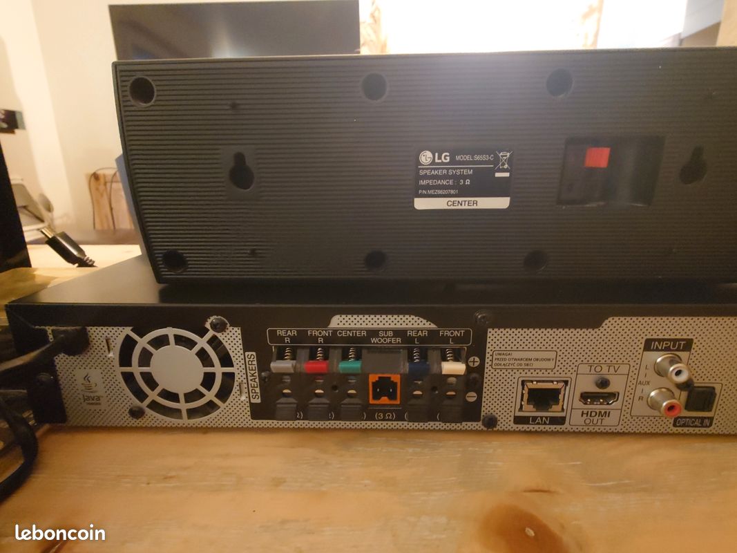 Home cinéma LG 5.1 1000W rms Blu-ray Divx Bluetooth super état très peu servi (image 5)