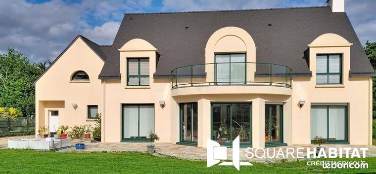 Maison 7 pièces 278 m²