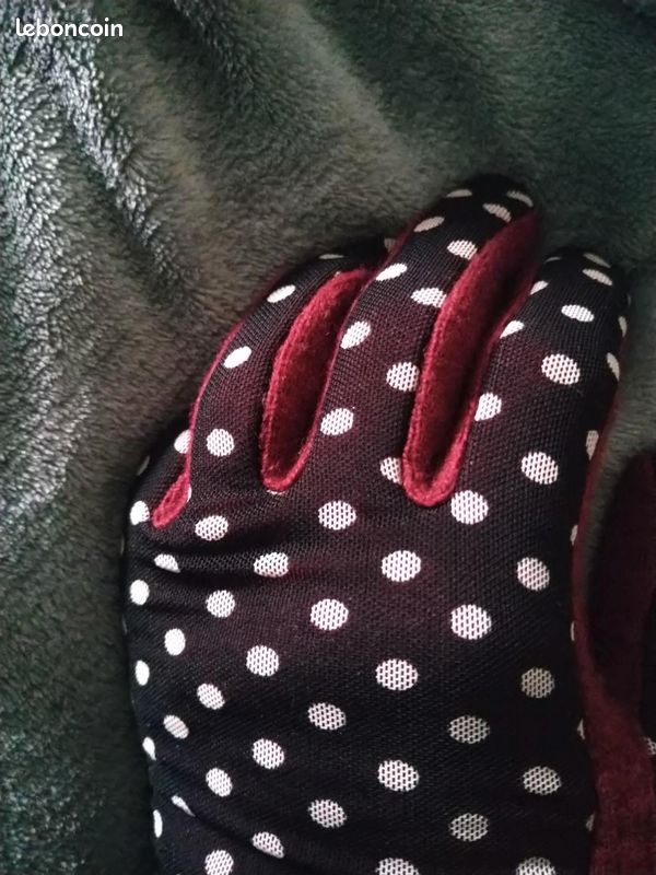 Gants maille bordeaux et pois blancs (image 3)