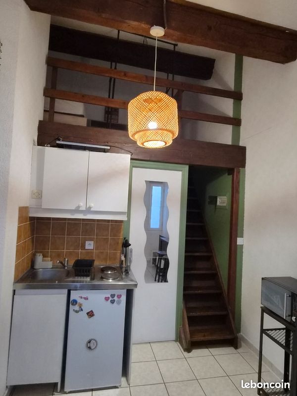 A louer studio meublé (image 1)