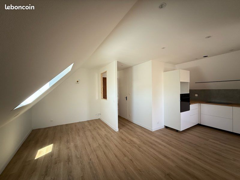 Appartement 1 pièce 25 m² · à Murat · 25 m² · 325 €