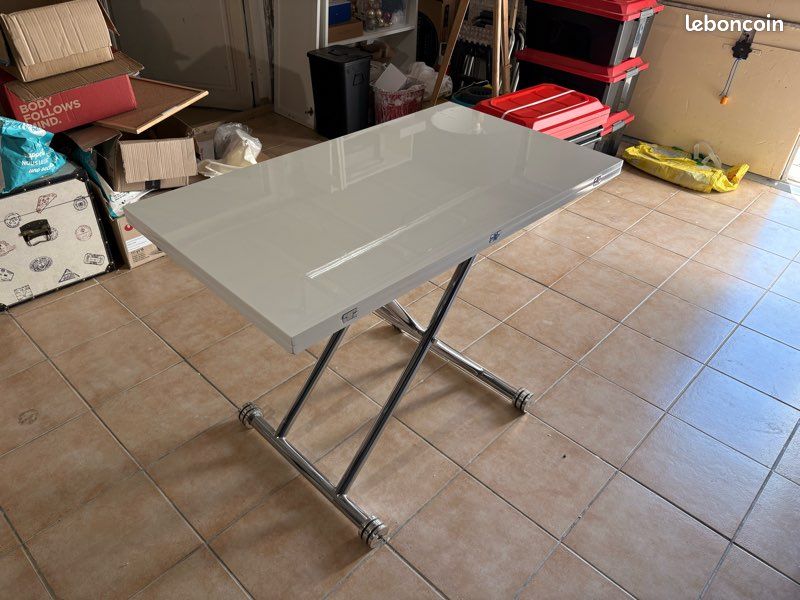 Table relevable extensible blanche (image 1)
