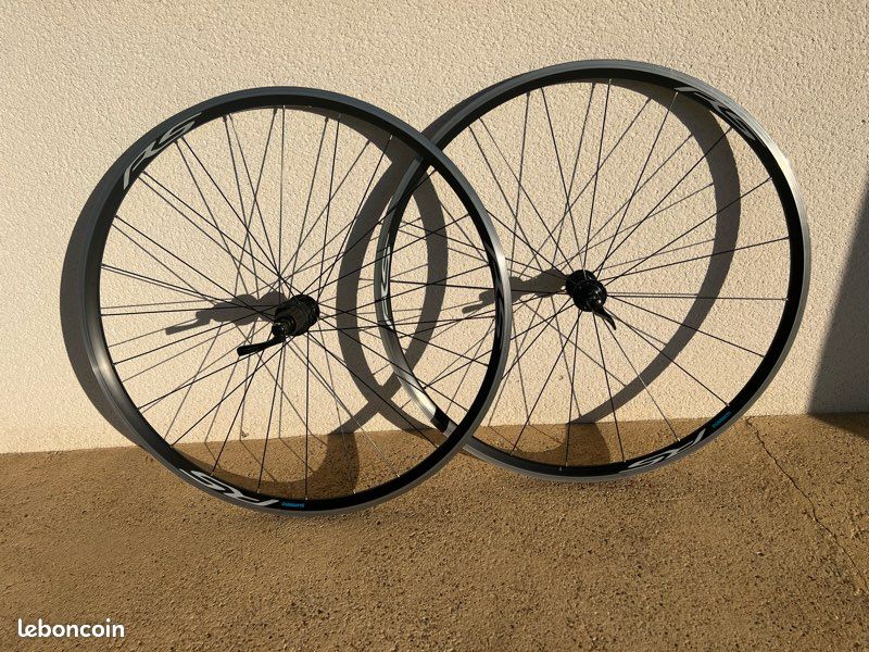 Shimano Rs100 Roue Velo Shimano Rs Shimano WH-RS100-CL 28
