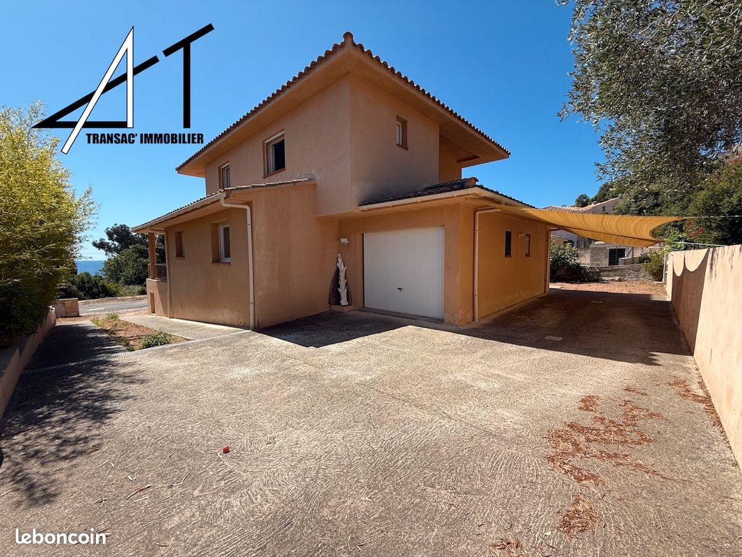 Maison 8 pièces 153 m² · à Sari-Solenzara · 153 m² · 649 000 €