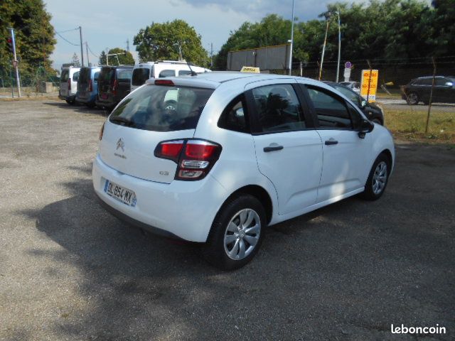 CITROEN C3 HDI ATTRACTION 70 CH 1er MAIN DISTRIBUTON FAIT (image 2)