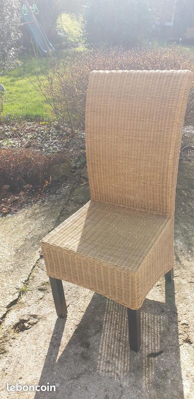 Chaises en osier (image 1)