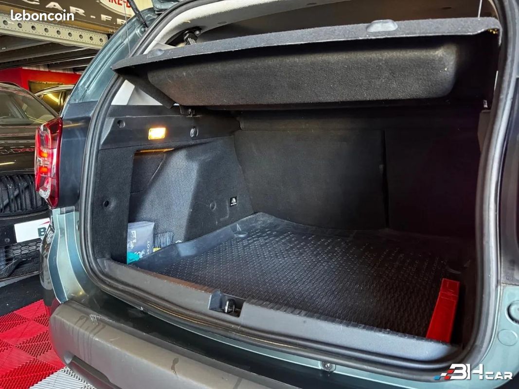 Dacia Duster 1.3 TCe 150ch Extreme 4X2 EDC (image 14)
