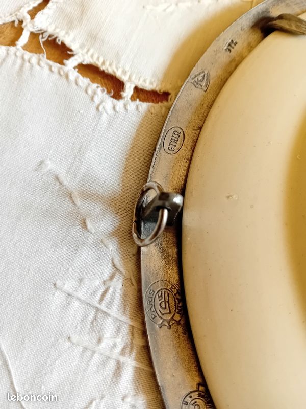 2 assiettes saint Clément france contour en etain (image 10)