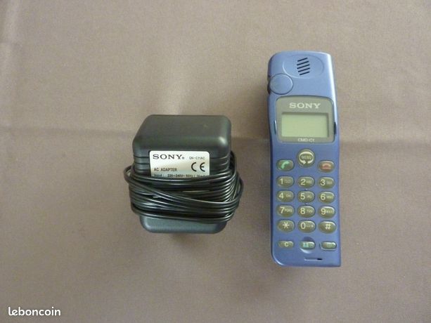 Sony CMD C1 Ancien Téléphone Collectionneur, Non Testé, Pour Pièces