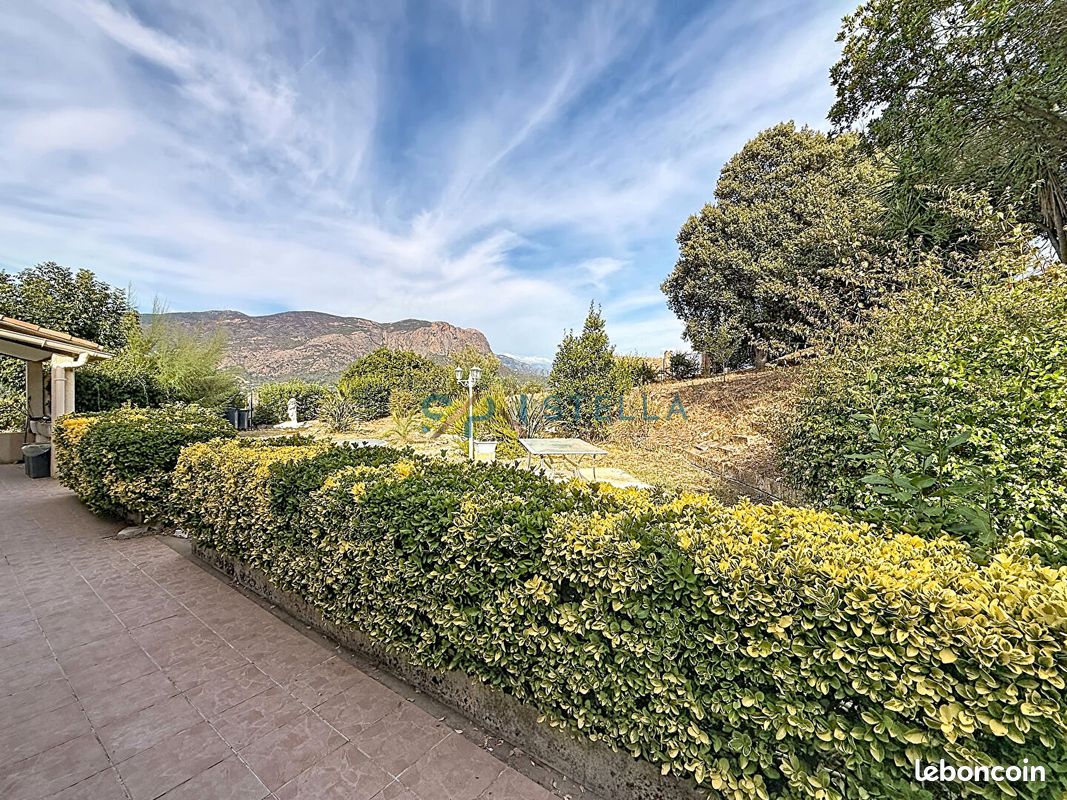 Maison 5 pièces 110 m² · à Alata · 110 m² · 410 000 €