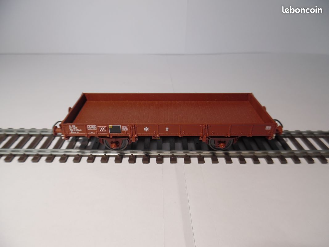 Wagon Plat OCEM 29, Brun SNCF -Ree modeles WB609- Nhow Freiné, Roues