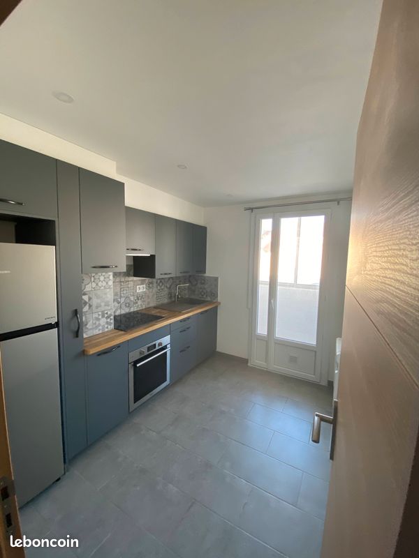 Appartement 3 pièces 53 m² · à Salon-de-Provence · 53 m² · 900 €/mois