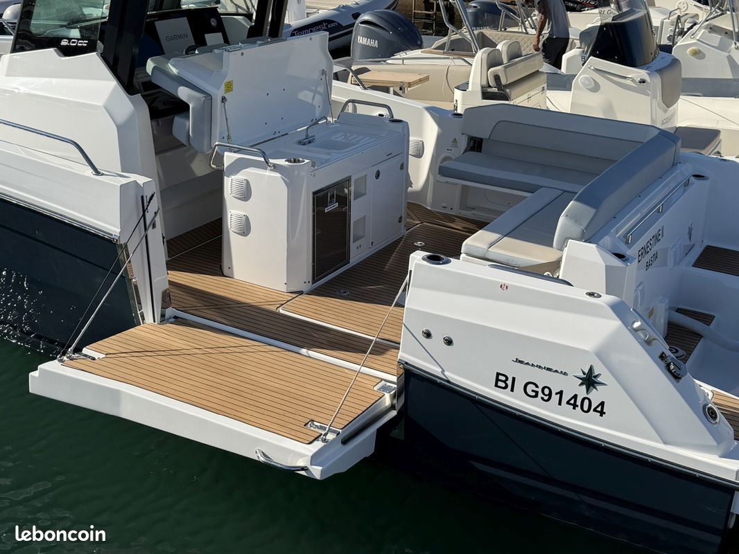 Jeanneau Cap Camarat 9.0 CC-S2 (2026) - 2x250CV Yamaha (image 2)