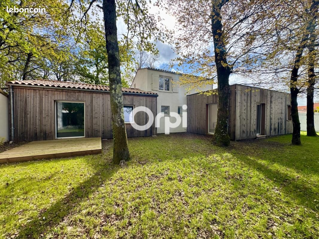 Maison 4 pièces 139 m² · à Breuillet · 139 m² · 512 300 €