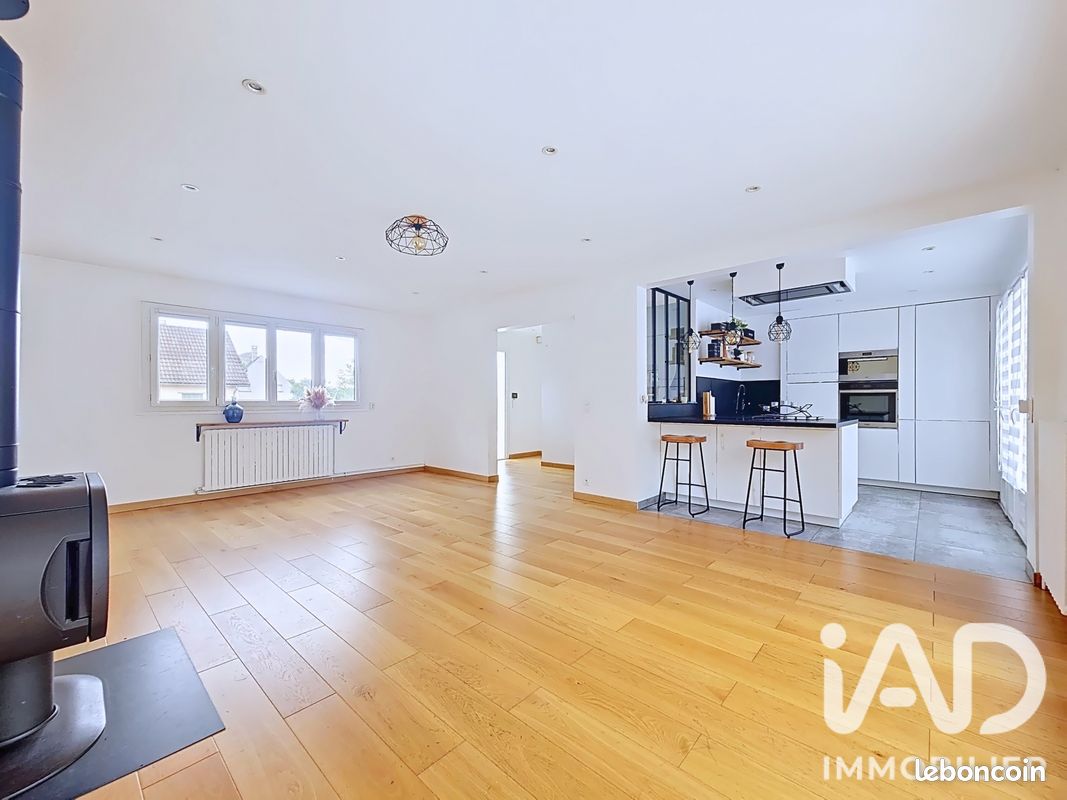 Maison 5 pièces 93 m² · à Courtry · 93 m² · 399 000 €