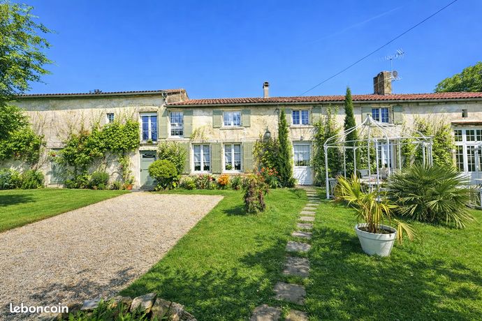 Propriété 8 pièces 165 m²