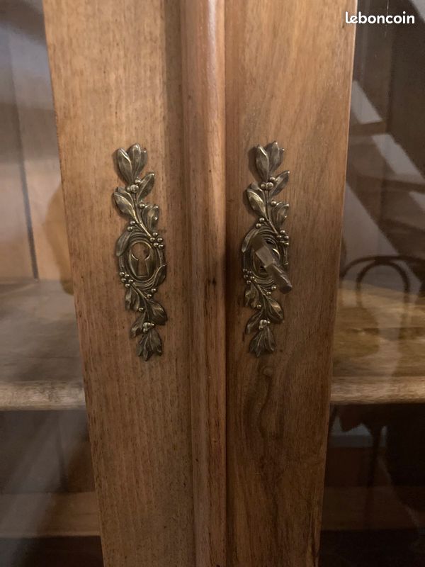 Vitrine bois noyer (image 4)