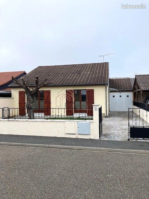 Maison 4 pièces 96 m² · à Trouy · 96 m² · 990 €/mois
