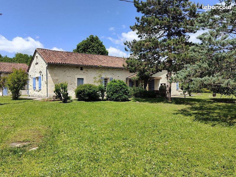 Maison 8 pièces 162 m² · à Paussac-Et-Saint-Vivien · 162 m² · 299 000 €
