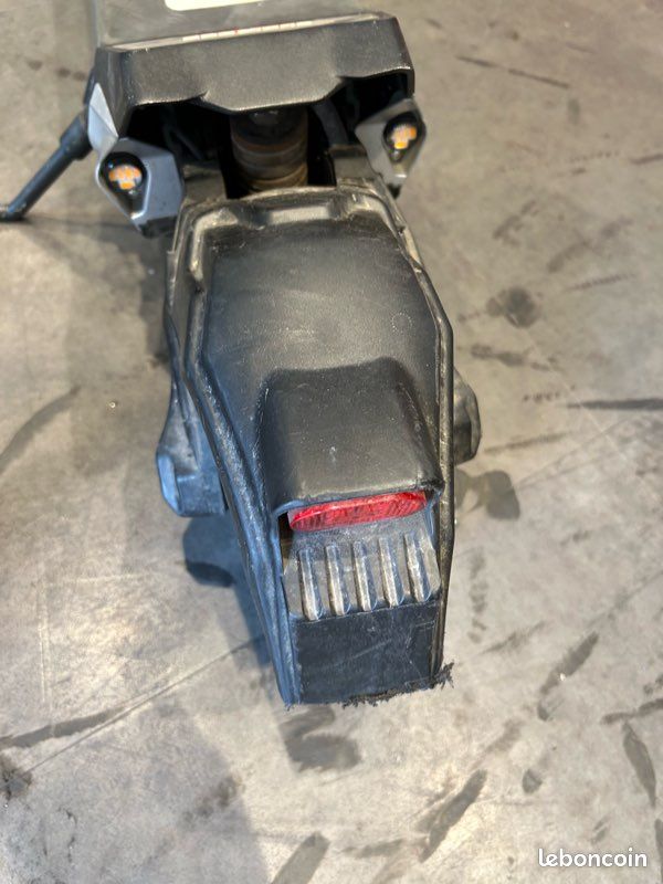 Trotinette électrique Dualtron Togo (image 8)