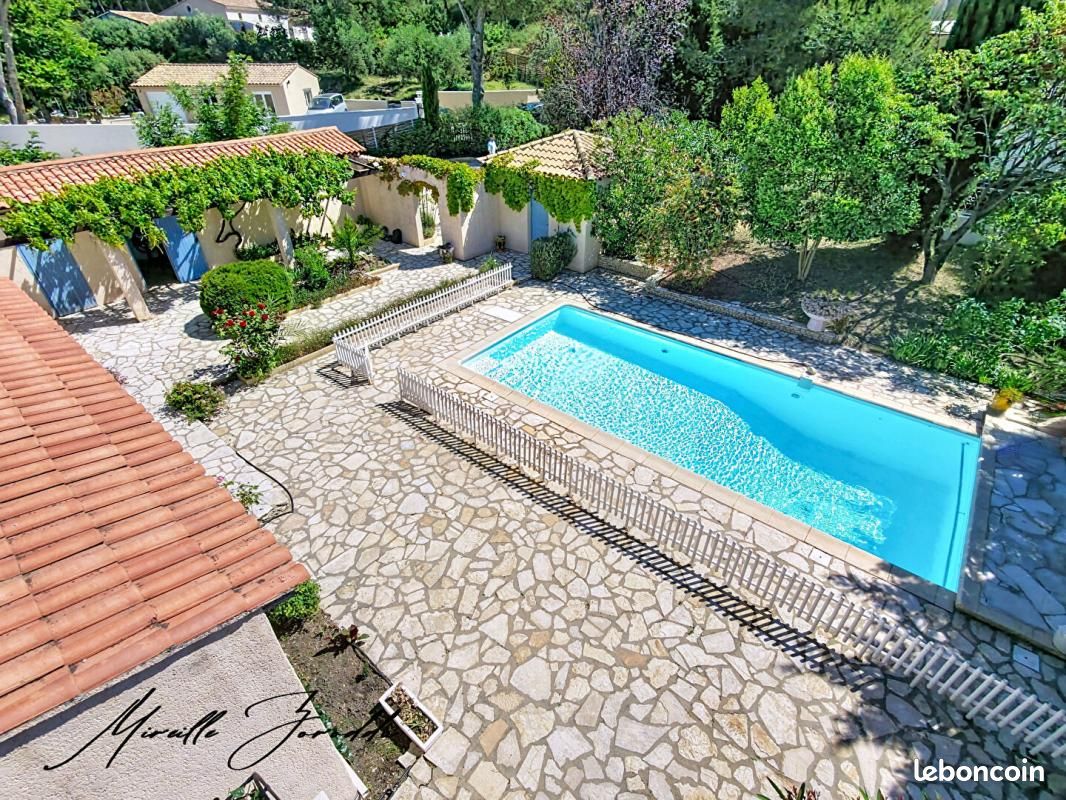 Maison 6 pièces 134 m² · à Beaucaire · 134 m² · 395 000 €