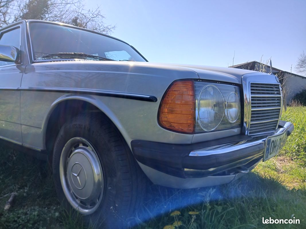 Mercedes 240D W123 (image 12)