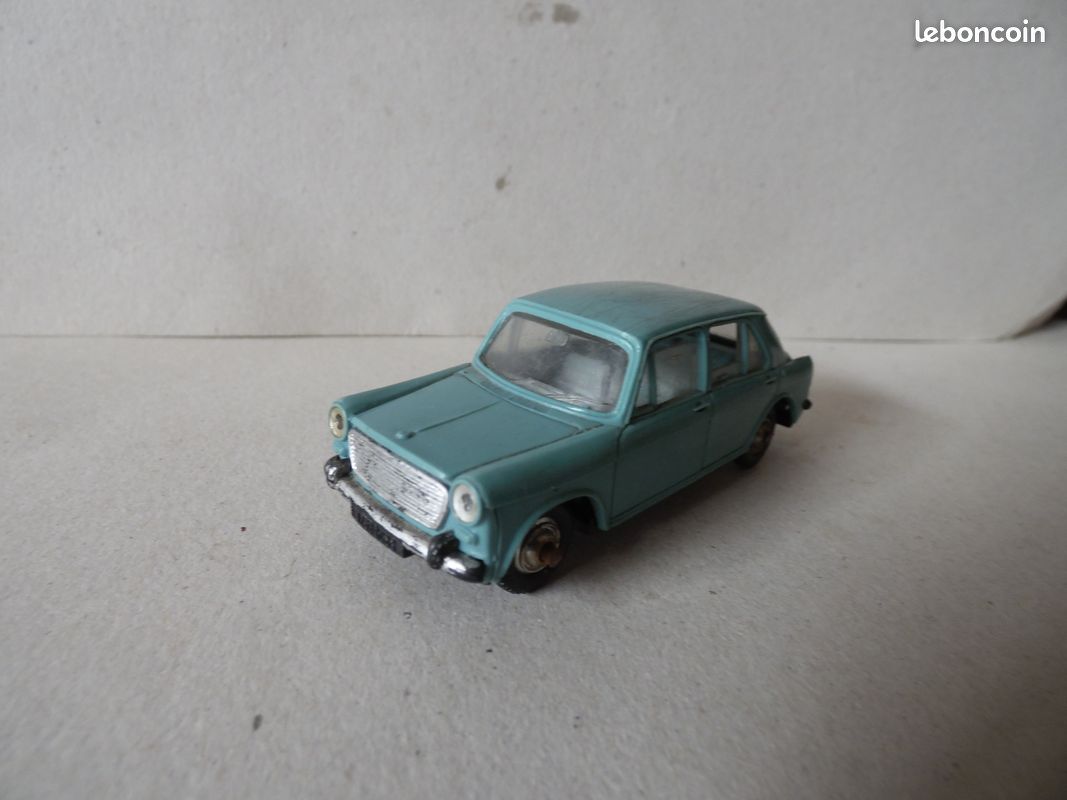 Archives par tags: Norev – Morris 1100 83 - Univers Autojaune