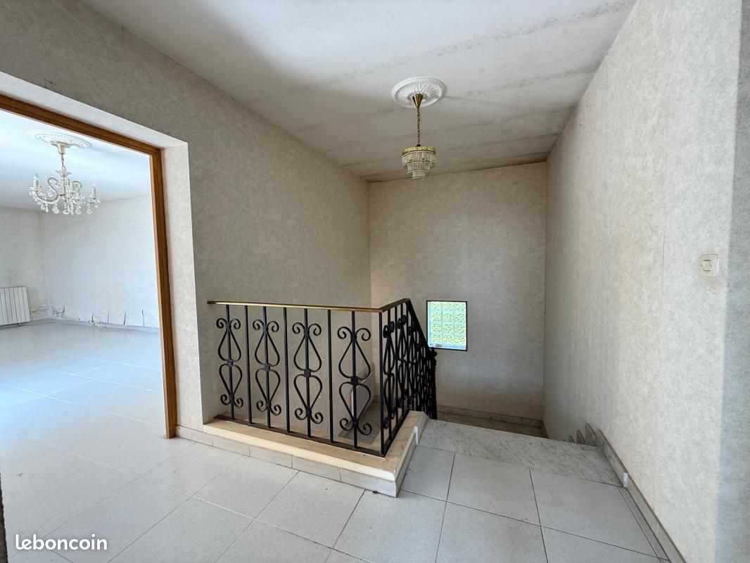 Villa 5 pièces 165 m² (image 14)